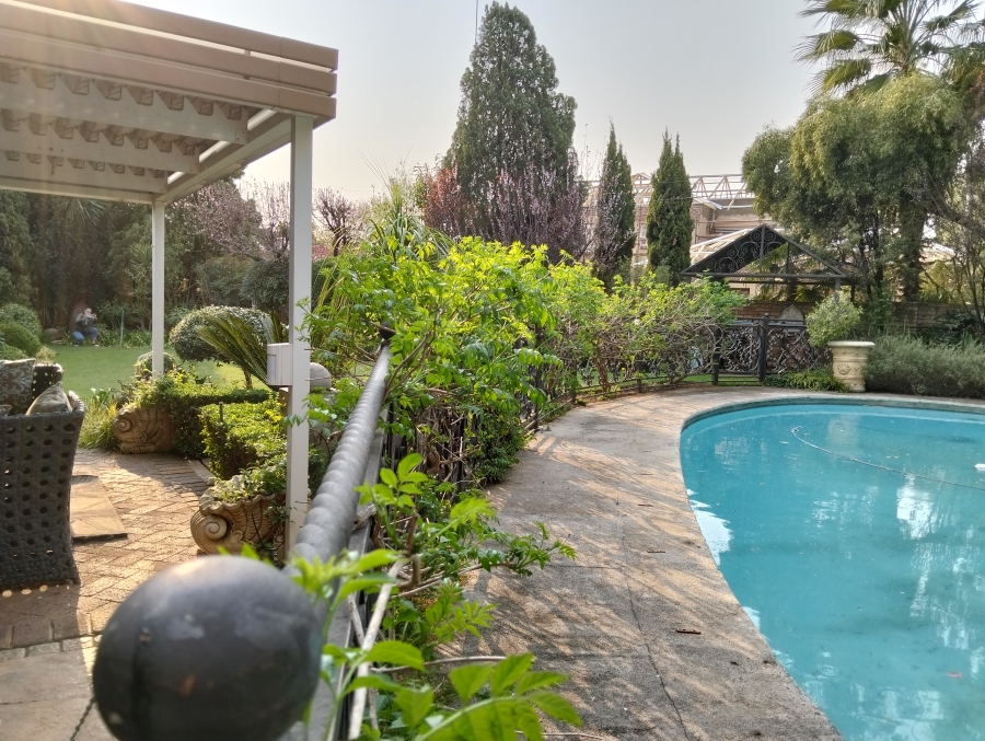 4 Bedroom Property for Sale in Van Der Hoff Park North West